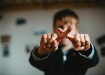 Trader Claims XRP is Poised to Rip to $1.00 as Airdrop Hype Mounts