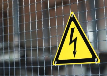 bitcoin dangerous triangle pattern