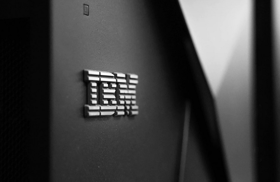 NFTs IBM Blockchain