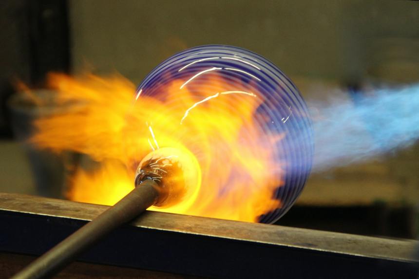 Bitcoin Analyst Warns About "Overheated Retail Action" as Price Hits $60K