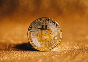 Analyst: Bitcoin Approaches “Critical Intersection Of Macro Support”