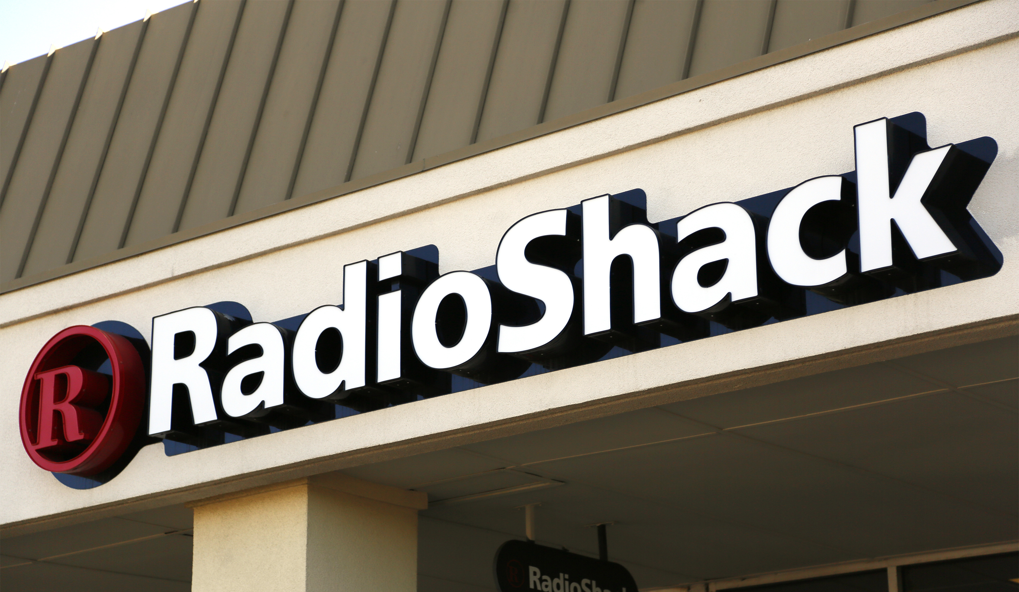 Could Legacy Brand RadioShack Redefine Itself Through… DeFi?