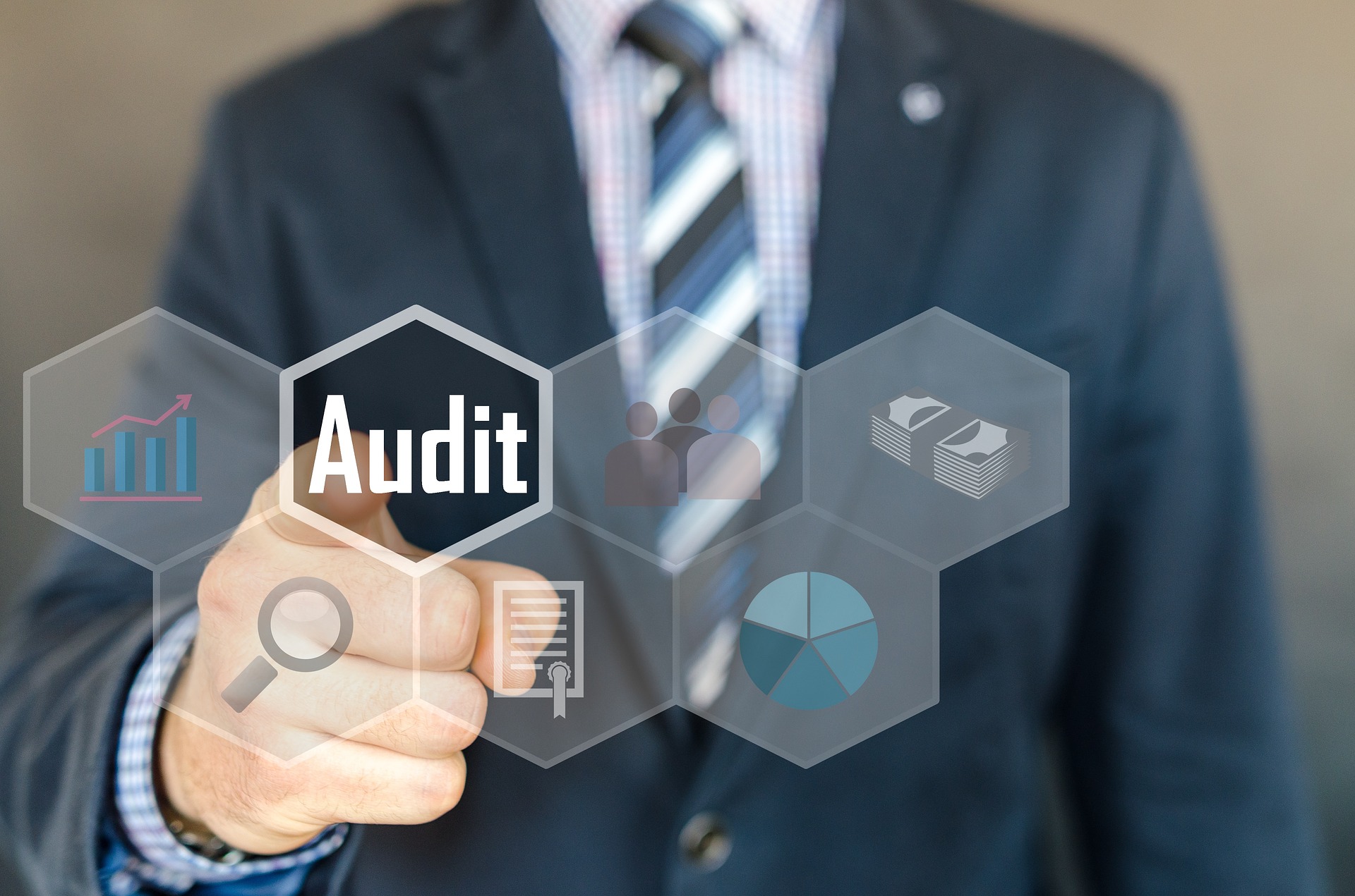 Who Audits the Auditors?: Smart Contract Audit Token (SCATDAO) to hold a Public sale on KICK․IO