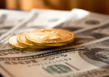 Bitcoin Falls Below $30k As 10k BTC Flow Into Gemini