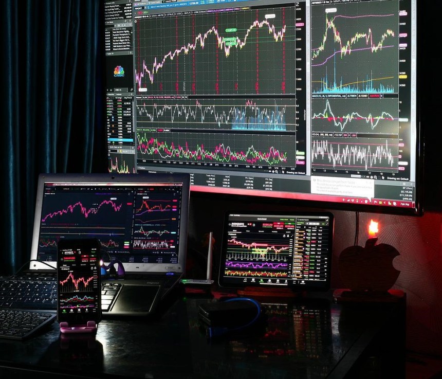 ARK, computers with stock prices