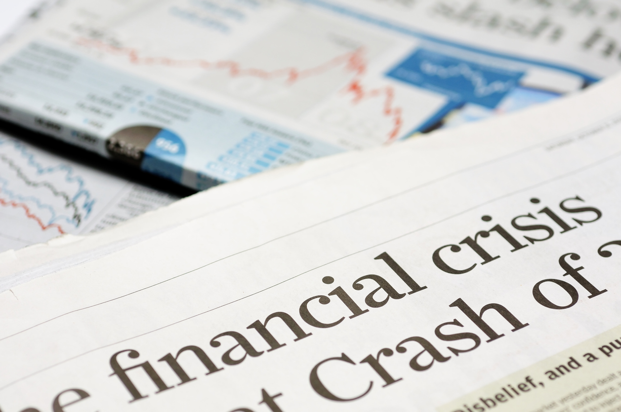 Worst Quarterly Bitcoin Crash In A Decade Closes Above Key Help