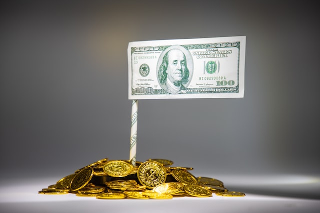 Bitcoin Reclaims $19k As Dollar Falls, Will BTC See More Upside?