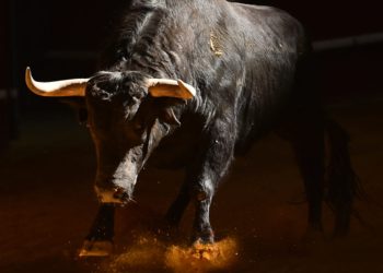 Ethereum (ETH) Struggles Ahead Of the Merge, Can Price Retest $1,900?