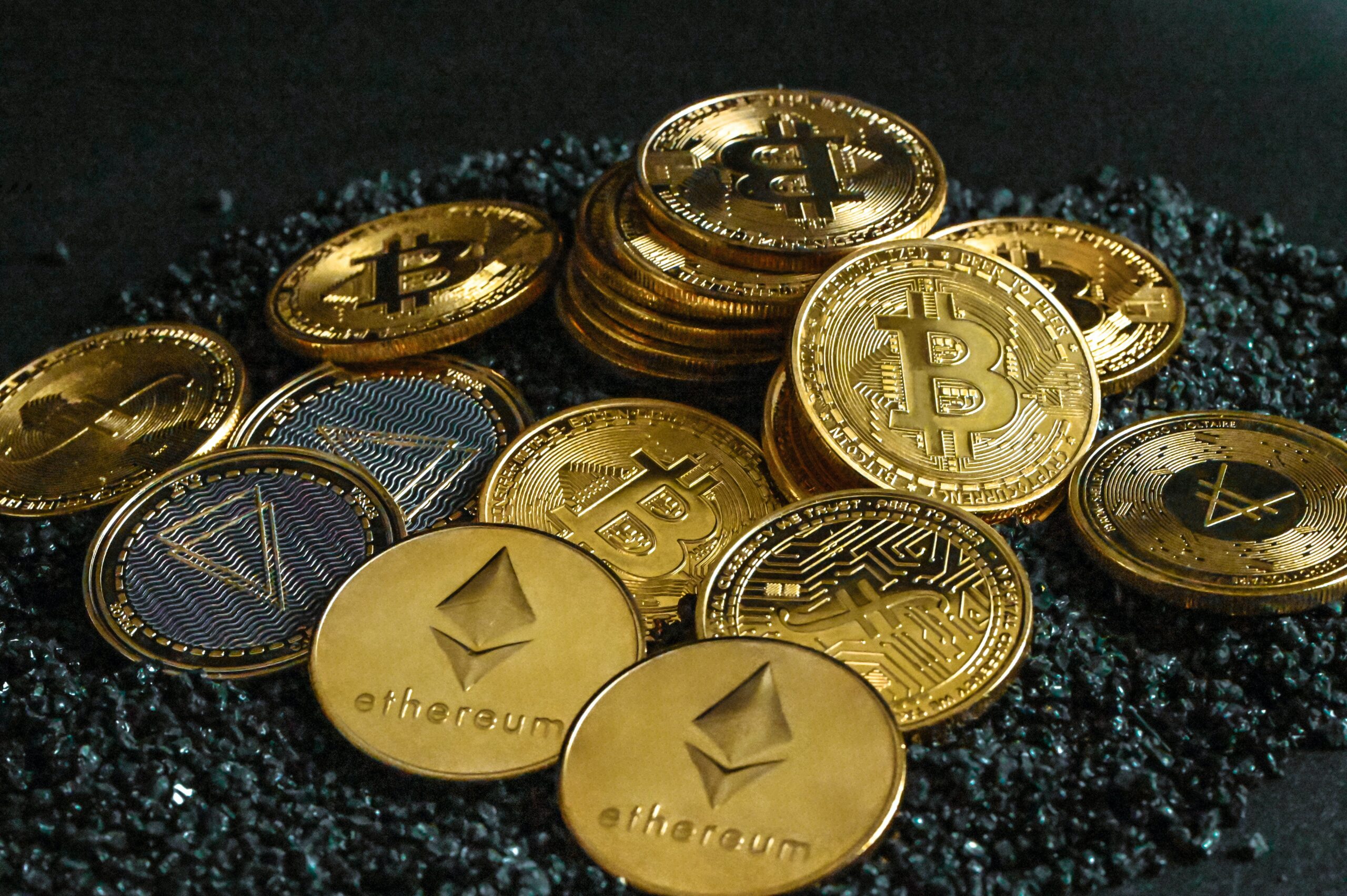 Altcoin Exchange Dominance Rises To 50%, What Does It Mean For Bitcoin?