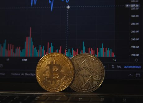 Market Dips, Whales Play: Bitcoin And Ethereum Snagged By Savvy Investors