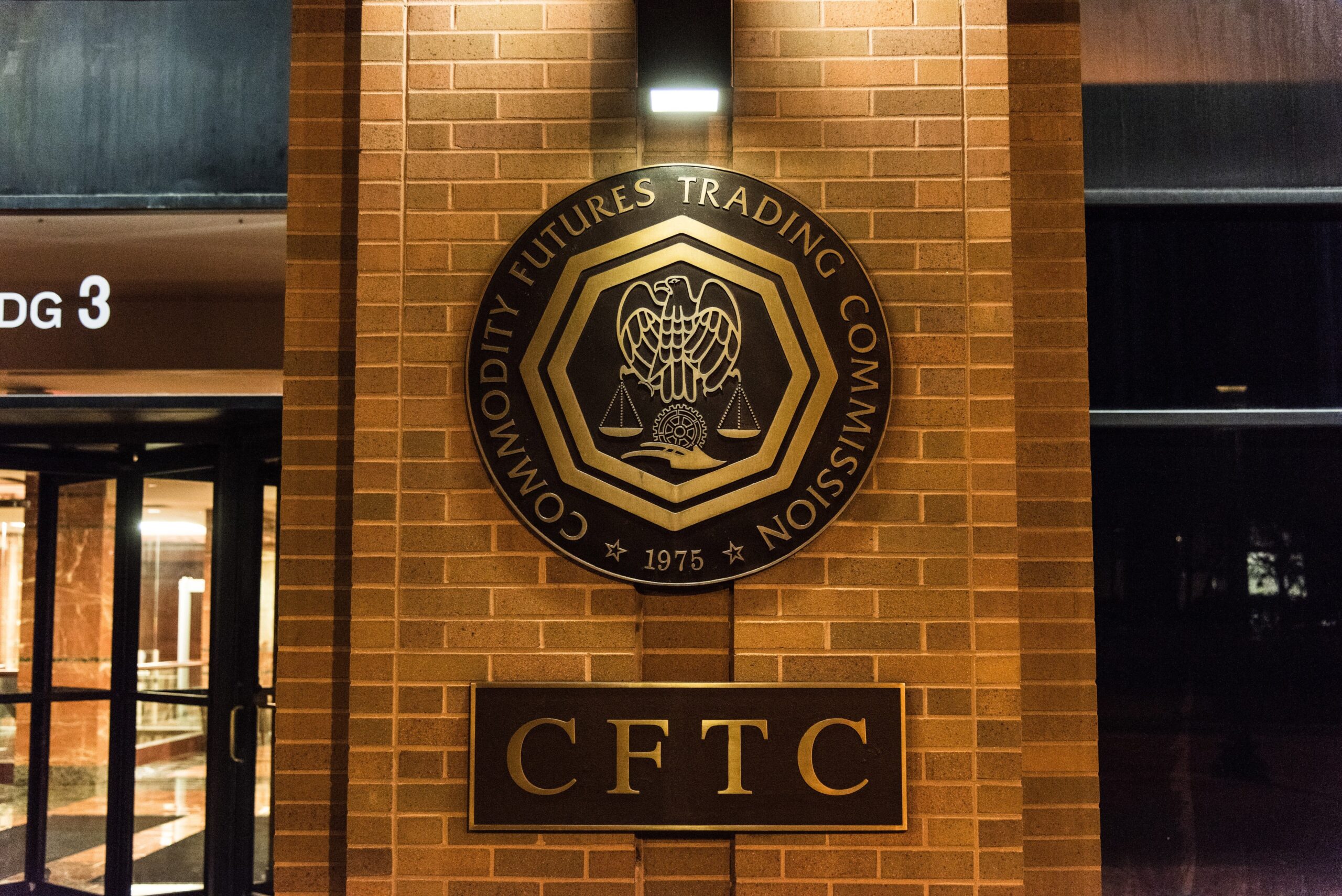 Binance vs CFTC