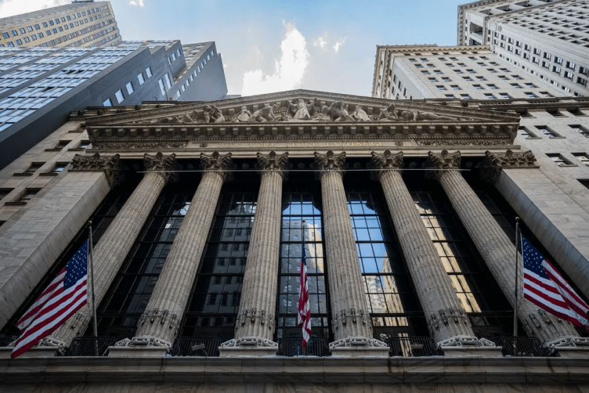 Bank Stocks crash as Bitcoin Rally