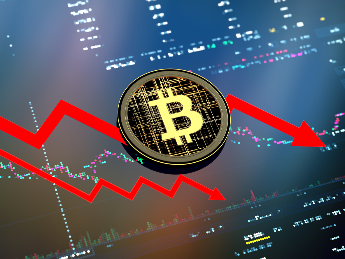 Peter Schiff Warns Investors From Bitcoin, Says They Should Buy This Instead