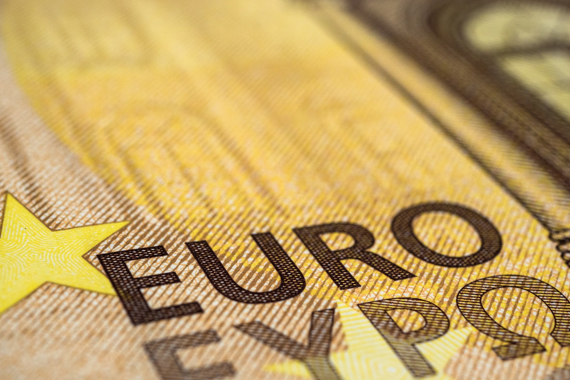 traders-union-updates-euro-to-rupee-inr-predictions-newsbtc