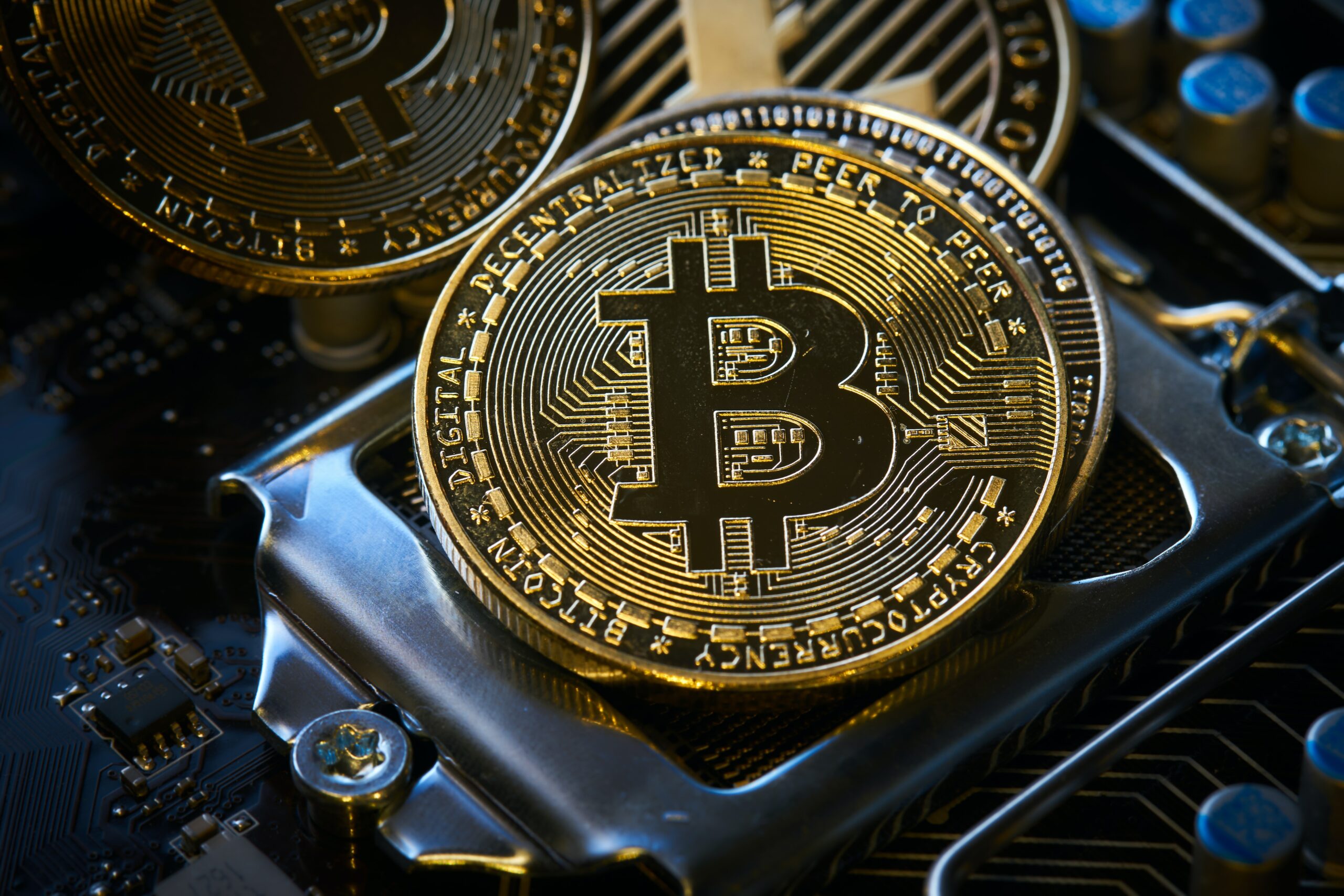 Los mineros de Bitcoin depositan en los intercambios, ¿qué significa esto?