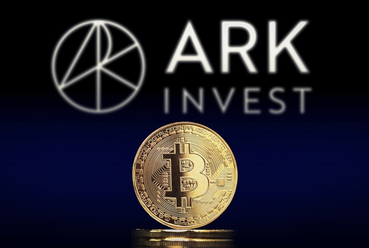 Ark Invest vende más de USD 50 millones en acciones de Coinbase en medio de un repunte bursátil