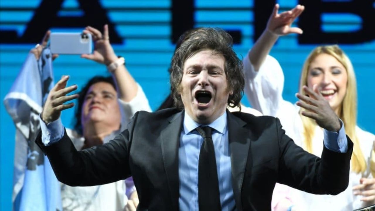 Bitcoin-Friendly Javier Milei Wins Presidential Primaries In Argentina