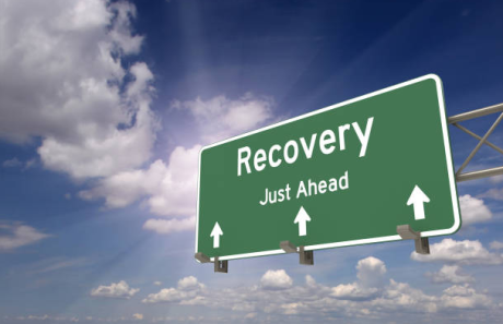 BNB Road To Recovery: Can It Thrive Amid Declining Network Engagement?