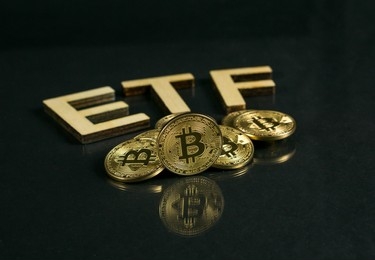Bitcoin Eyes New Highs As Bloomberg Analyst Reiterates 90% Chance Of January ETF Approval Bitcoin Eyes New Highs As Bloomberg Analyst Reiterates 90% Chance Of January ETF Approval