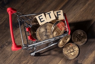 Bitcoin ETFs Experience Day 12 Reversal, GBTC Selling Slows, Fidelity And Blackrock Garner 0 Million