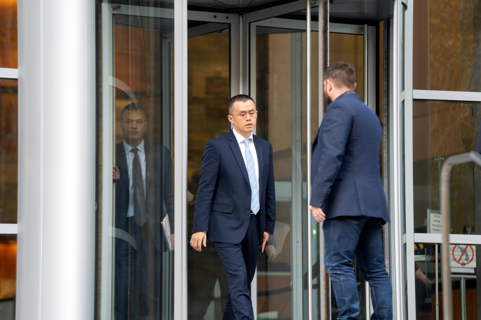 BREAKING: Former Binance CEO CZ Behind Bars: Sentenced To Jail For 4 Months