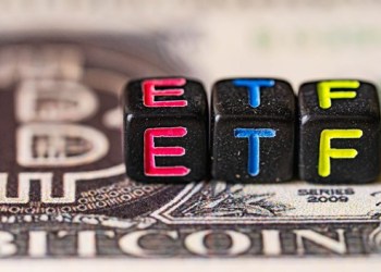 US Bitcoin ETF Approvals Spike Demand for Akash & this New AI Altcoin