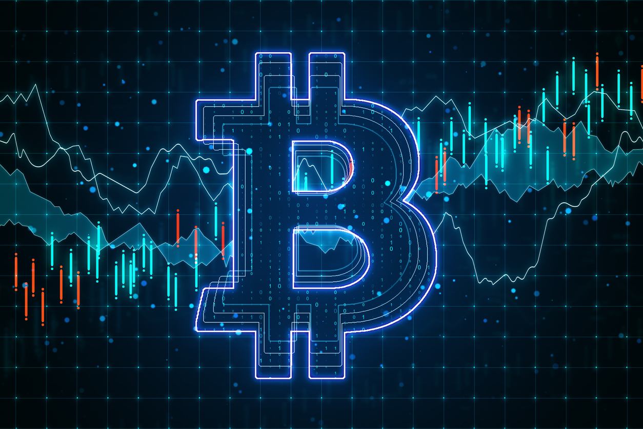 Analyst Points To Possible 30% Bitcoin Correction, Calls For Caution