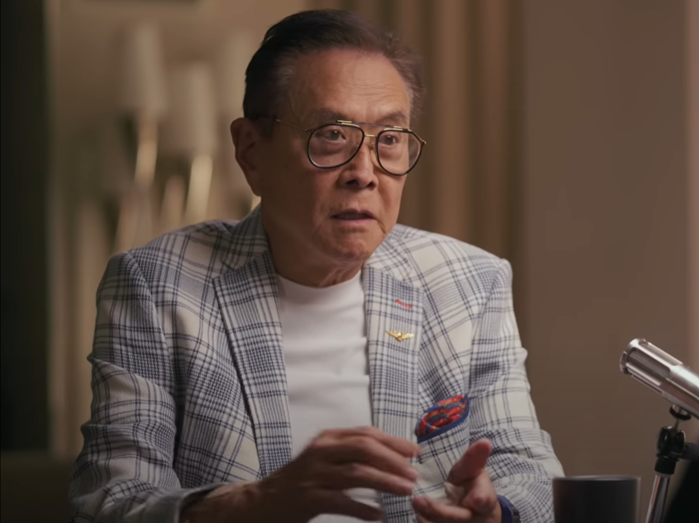 Robert Kiyosaki Warns Of A Bitcoin Crash To $5,000: Here’s Why