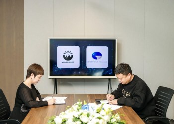 Teckvia Limited and GLORIOUS SKY LLC Forge Deep Strategic Partnership for VolcMinerD1 Large-Scale Procurement