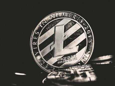 Litecoin Price Falters Amid Doubts Over LTC ETF Approval