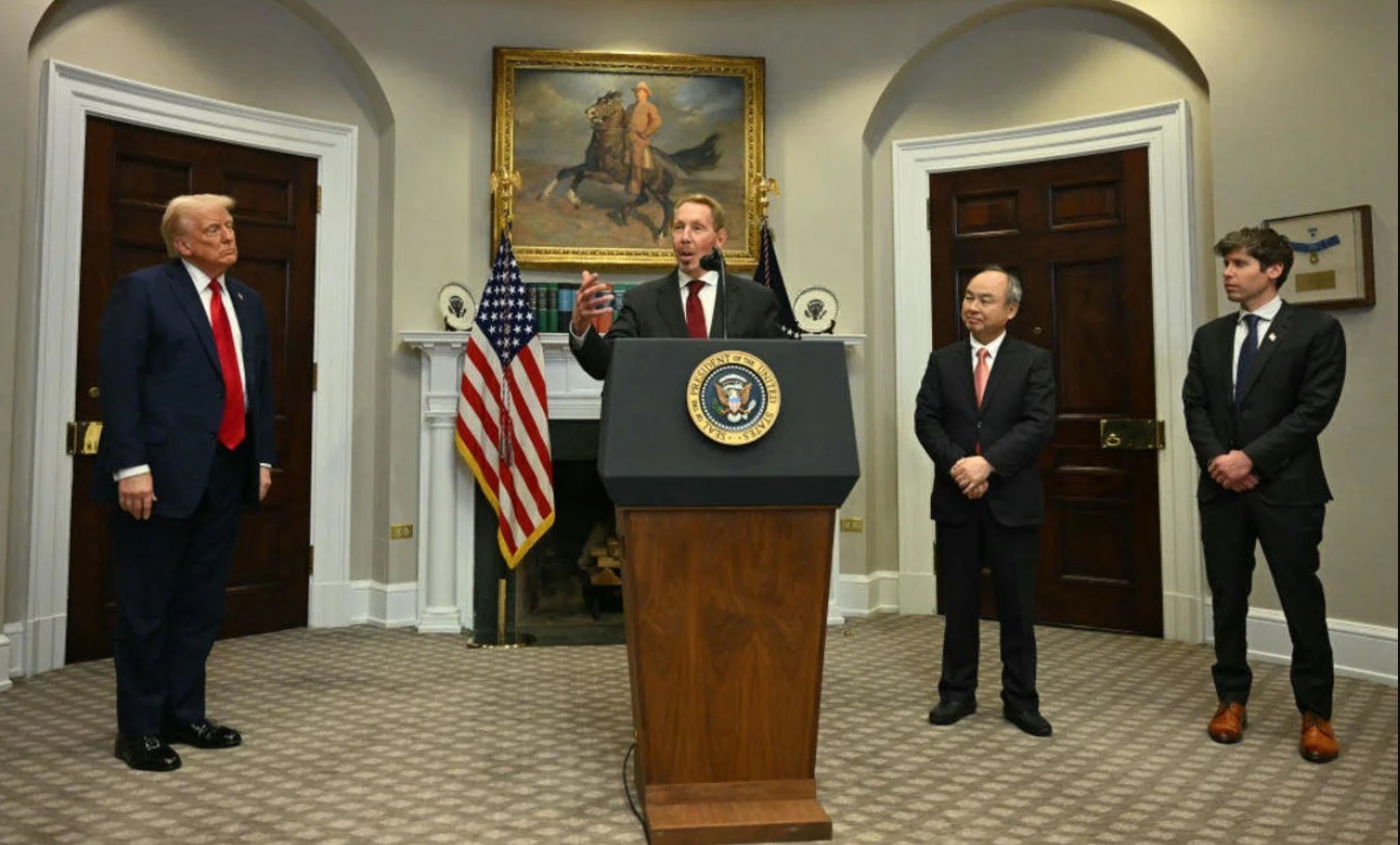 trum i liderzy openai i oracle