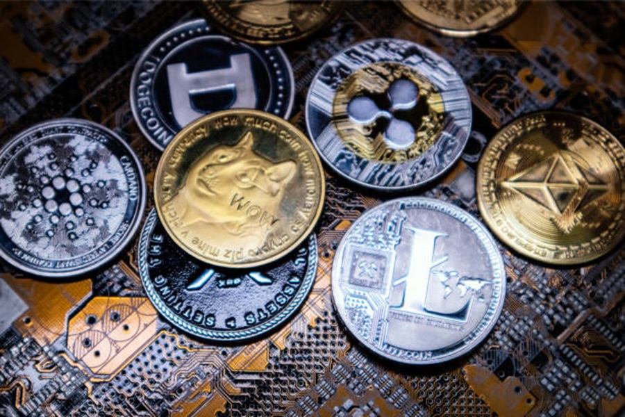 Altseason On The Way? Key DeFi Developments Signal Major Crypto Surge Altseason On The Way? Key DeFi Developments Signal Major Crypto Surge