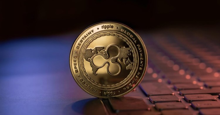 XRP достига решаващо ниво — Token6900 сочен като най-големия печеливш през 2025 г.