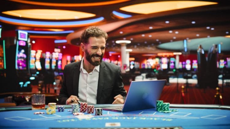 Patarimai pokeriui internete