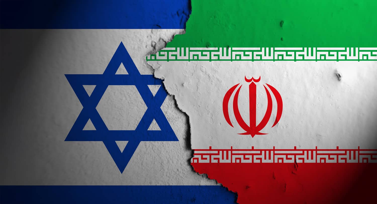 Bitcoin Price Forms Descending Triangle Pattern Amid Israel-Iran Tensions Bitcoin Price Forms Descending Triangle Pattern Amid Israel-Iran Tensions