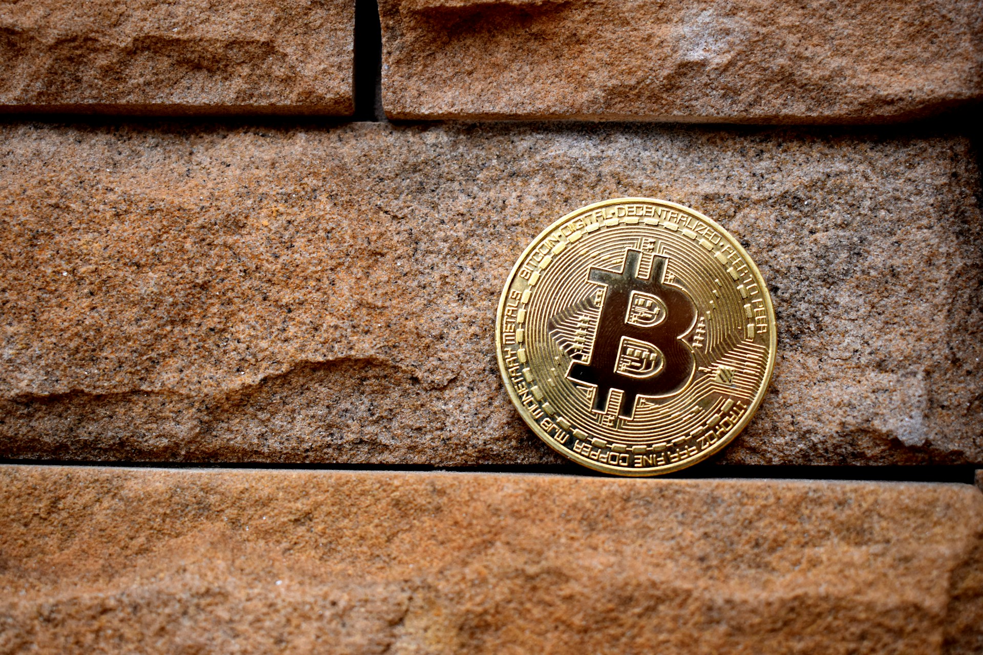 Bitcoin Signals Strength As Long-Term Holder Realized Cap Surges Past $20 Billion – Details