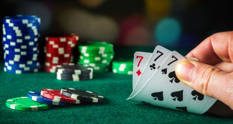 7. Three of a Kind (trys vienodos)