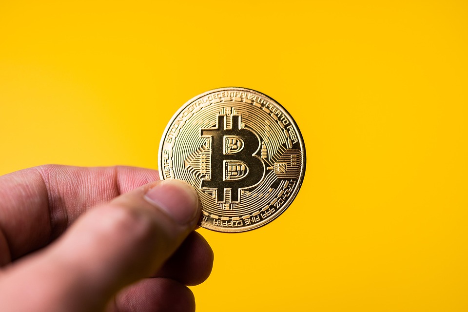 Last Crash Before The Surge: Why Bitcoin Is Set To Drop Below $107,000