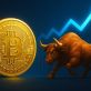 仮想通貨おすすめ｜ビットコインが過去最高値に迫る中、ETFが70万トークンを保有