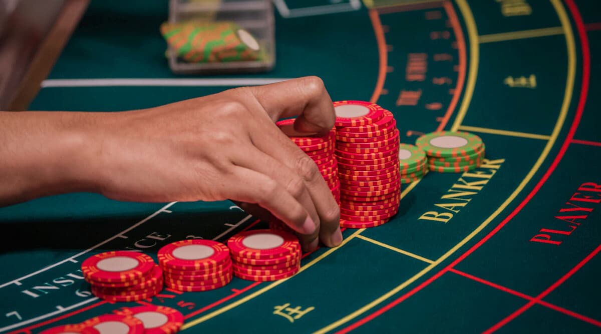 Vì sao nhiều người thích chơi Baccarat tốc độ 