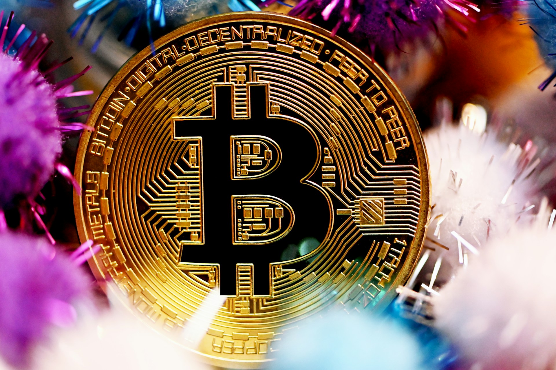 Bitcoin Must Defend This Key Support For $180,000 Year-End Target, Analyst Says