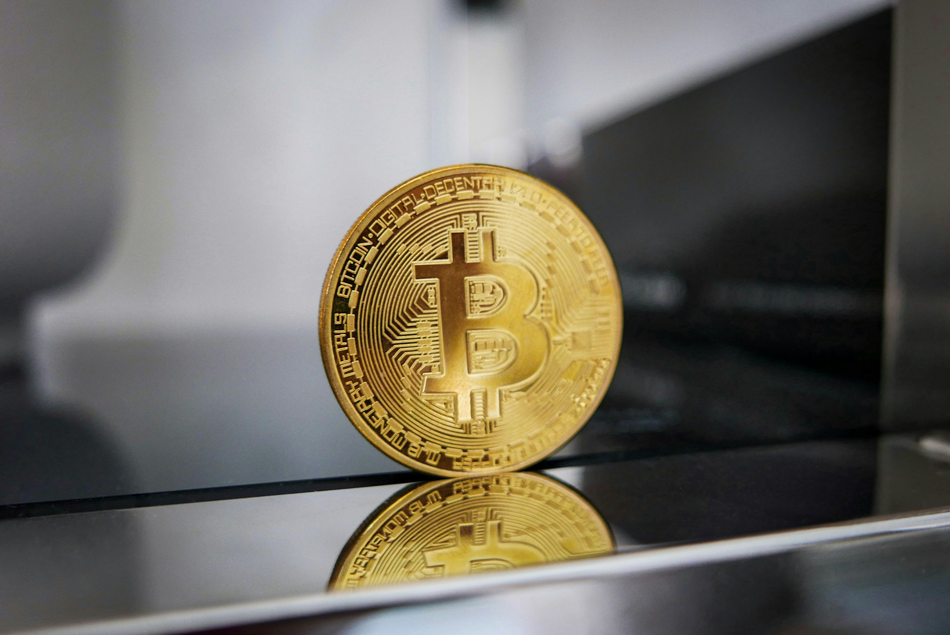Bitcoin Rally Signal? Analyst Links Binance Spot Volume Surges To Price Upswings