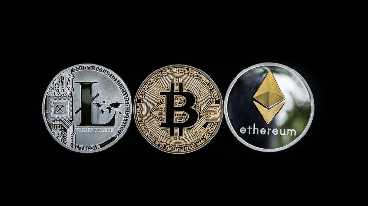Crypto markt doorbreekt voor het eerst $4 biljoen grens – zijn we nu officieel in altseason?