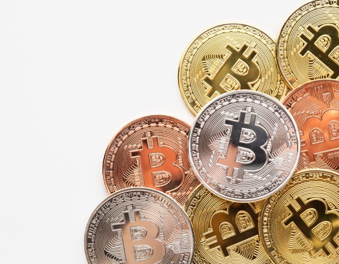104 USD Đầu Tư Vào 5 Altcoin