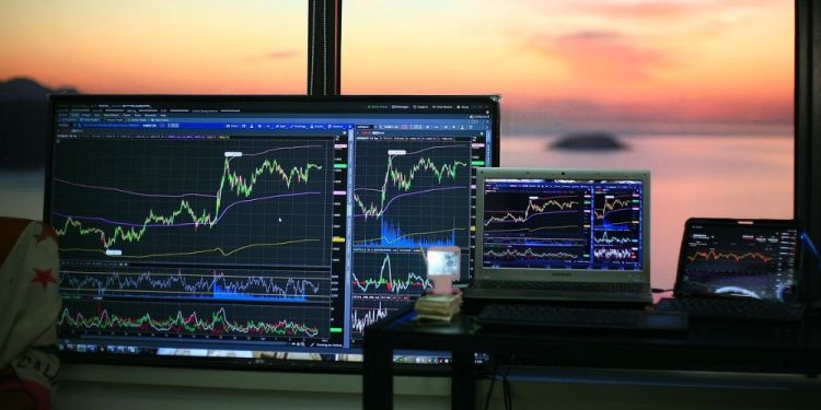 ソラナのミームコインが急騰、トレーダーは1300倍のリターンを期待：Lookonchain報告
