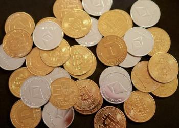 Топ алткойни, които да следите през ноември 2025 г.: Bitcoin Hyper, Maxi Doge, Pepenode и Snorter, водещи новата блокчейн вълна