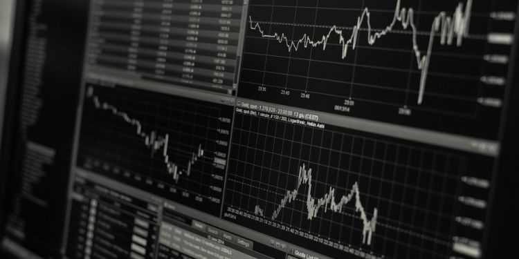 仮想通貨おすすめ：今月10倍も狙える1ドル未満の注目コイン4選