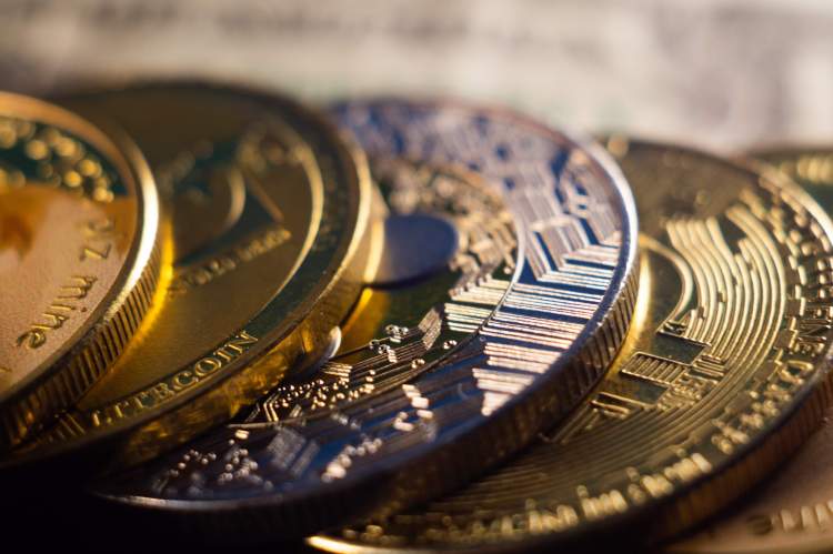 August altcoin