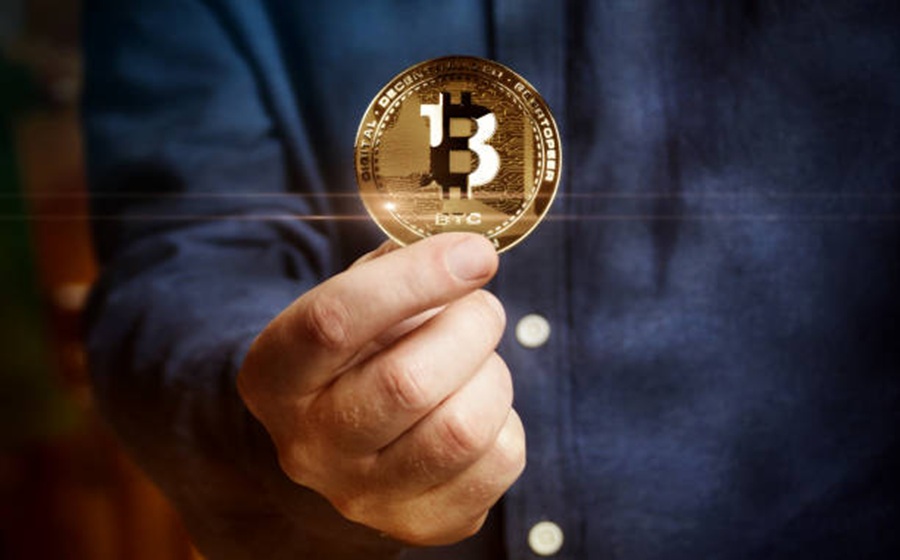 Bitcoin Holds Strong In ‘Wall Of Worry’, Path To $183,000 Remains Open – Analyst