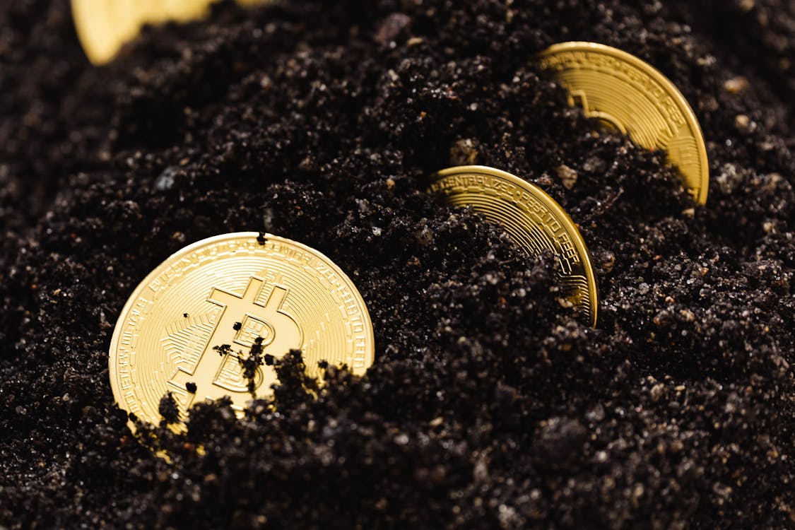 A Dormant Bitcoin Address Moves 400 BTC After More Than A Decade
